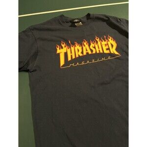 Men’s Thrasher Skateboard Magazine T-Shirt Tee MEDIUM Skater Grunge Black Flame